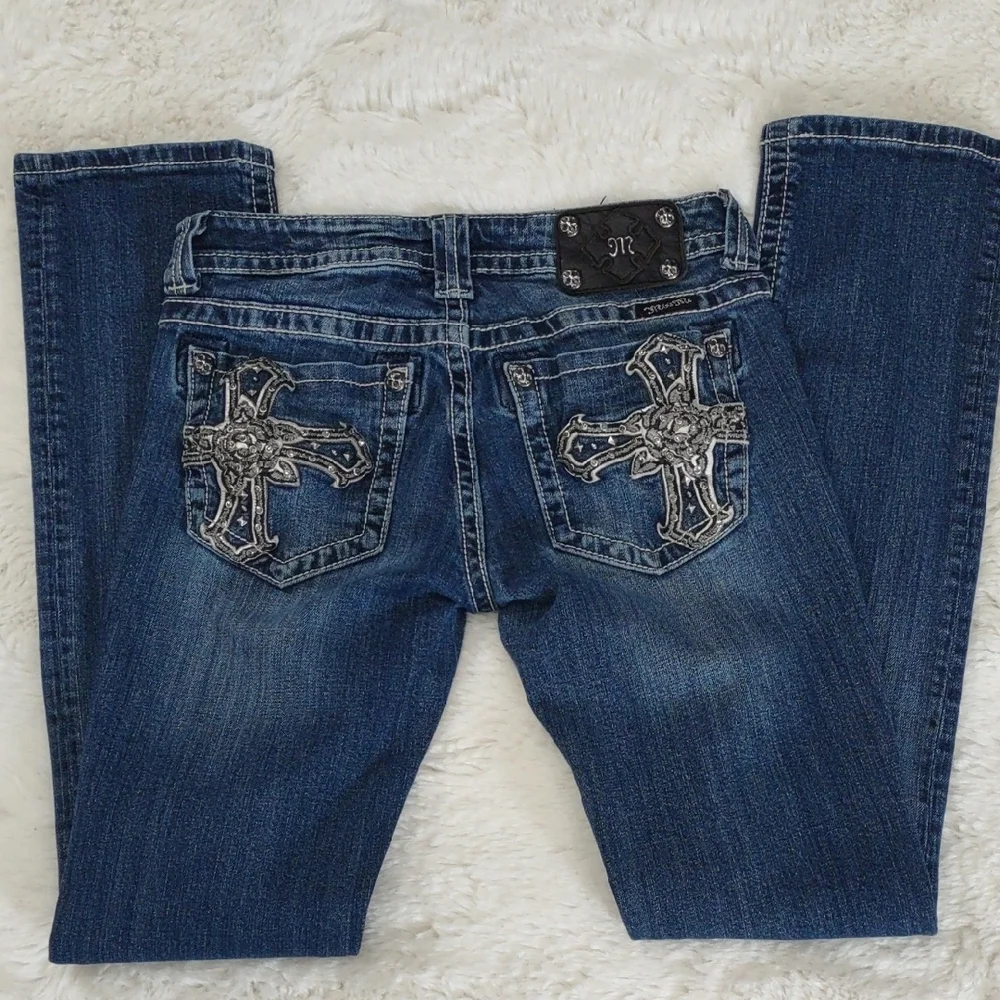MISS ME STRAIGHT Blue Jeans with Embellished Pockets - Picture 13 of 17